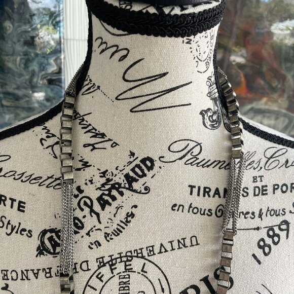 Vintage 35" Silver Tone Chain & Chain Link Necklace Versatile Look (D6) - Picture 2 of 7